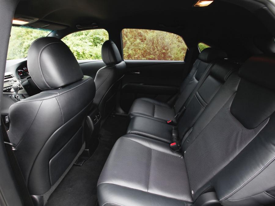  Lexus RX450h F-Sport 2012 года  (UK) (фото 2 из 16)